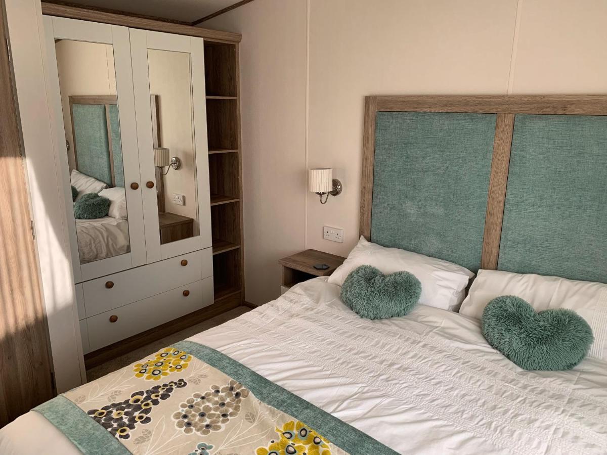 Relaxing Holiday Home With Hot Tub At Tattershall Lakes Exterior foto